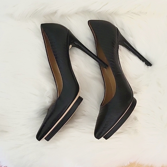 Beautiful Ann Taylor Black Crocodile Print Stilleto Heels - Picture 6 of 9